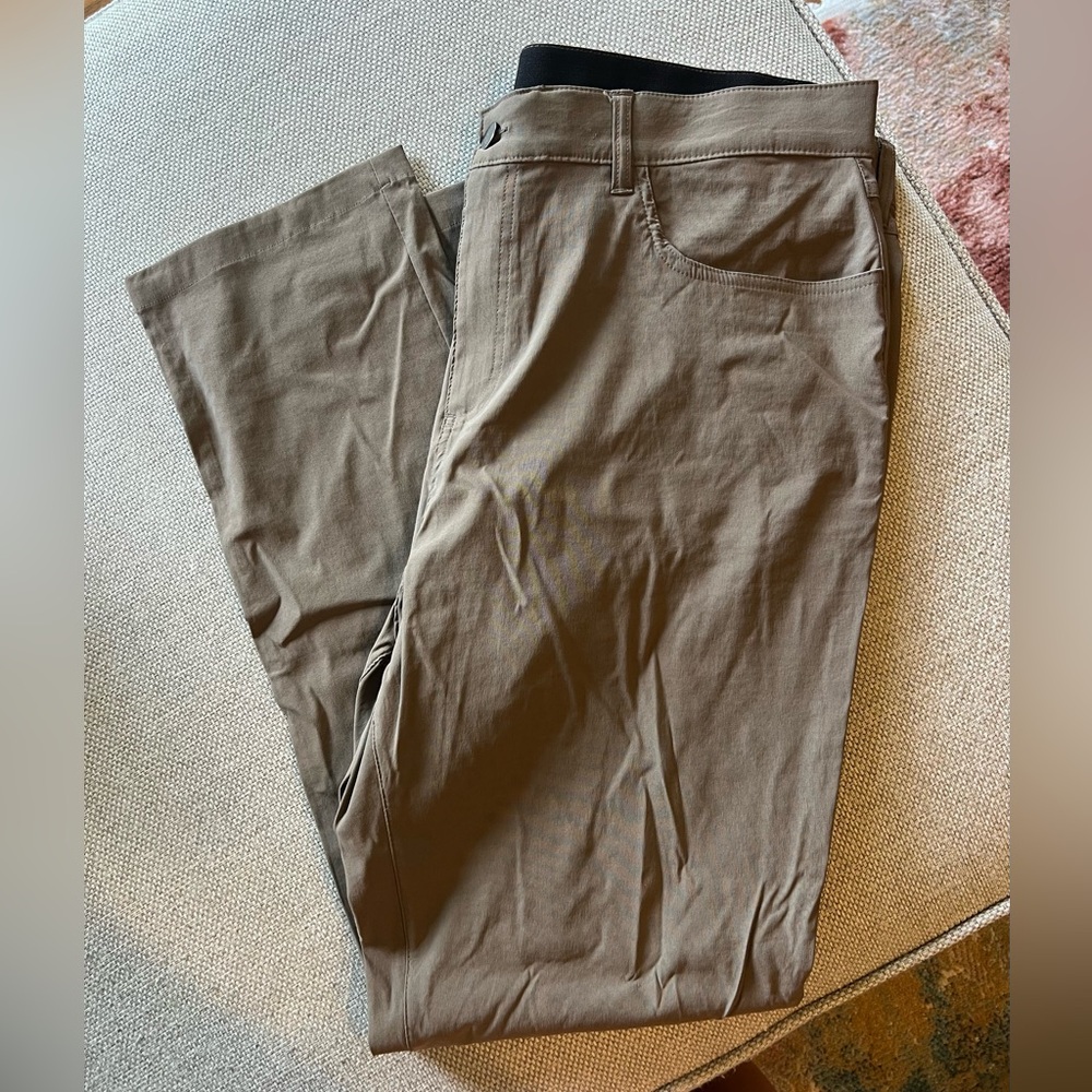 Tan Men’s Casual Pants